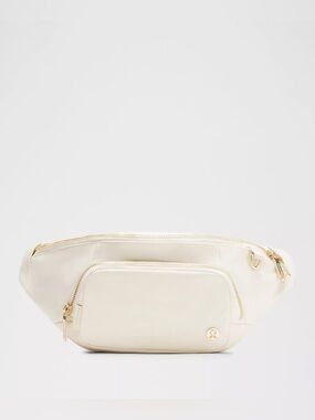 lululemon athletica Cream XL 4L Crossbody Belt Bag with Gold Hardware